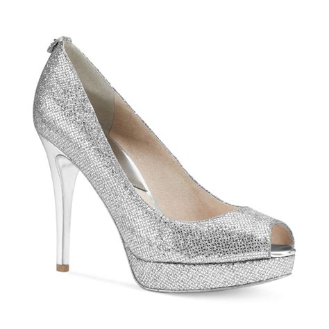 michael kors schuhe silber glitzer|Amazon.com: Michael Kors Silver Pumps.